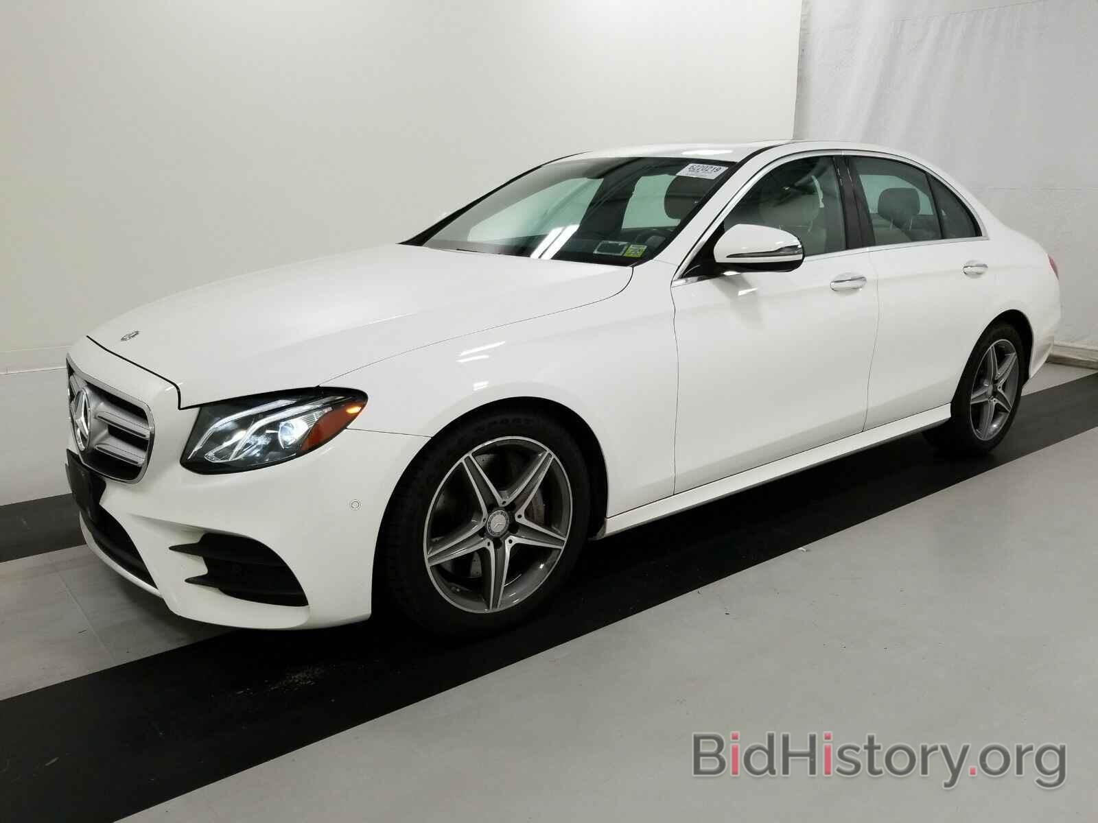 Photo WDDZF4KB1HA058173 - Mercedes-Benz E-Class 2017