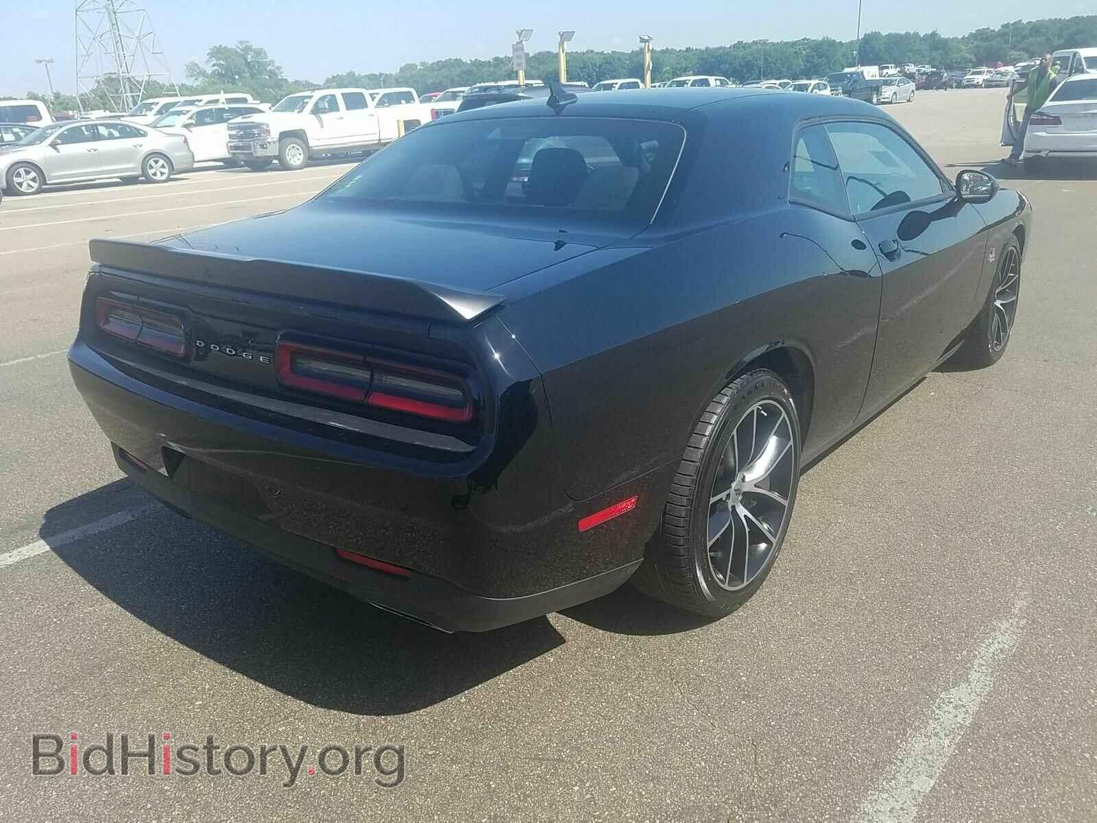 2018 Dodge Challenger - VIN: 2C3CDZFJ5JH181930 - Фото 2