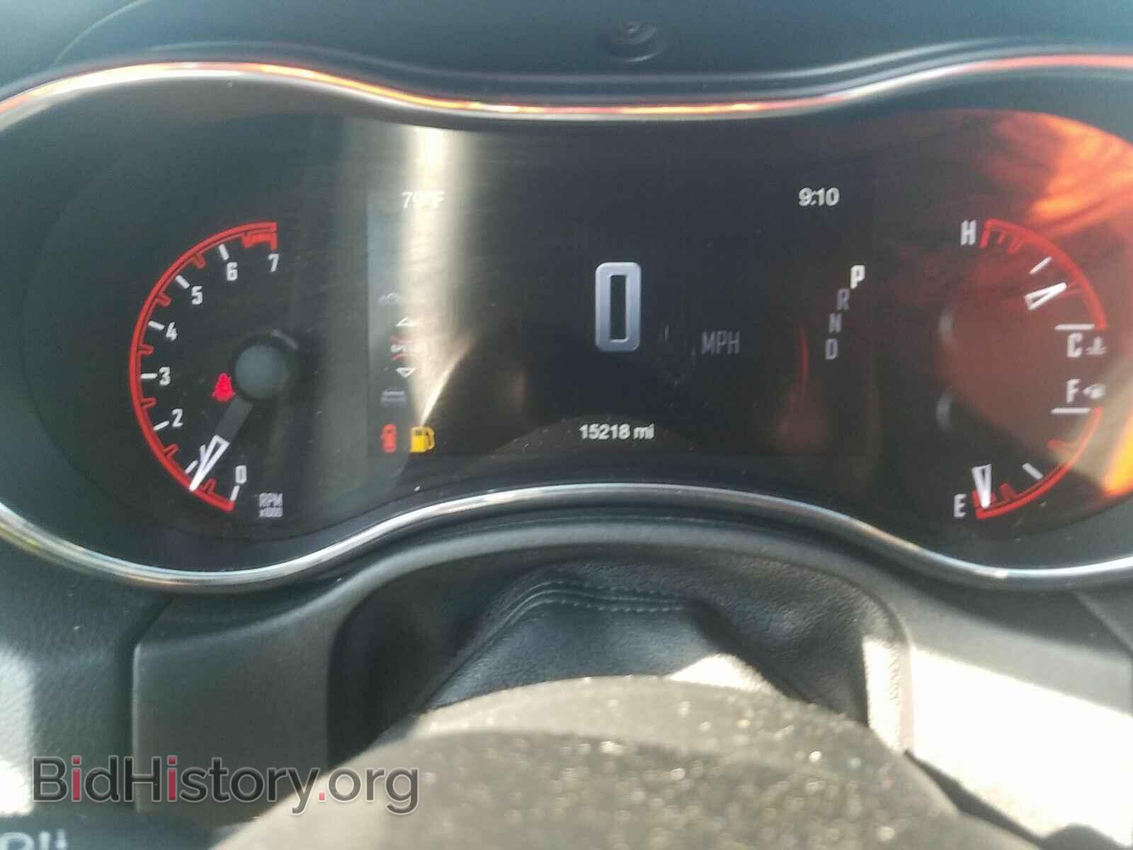 2018 Dodge Durango - VIN: 1C4RDHAG5JC366526 - Photo 5