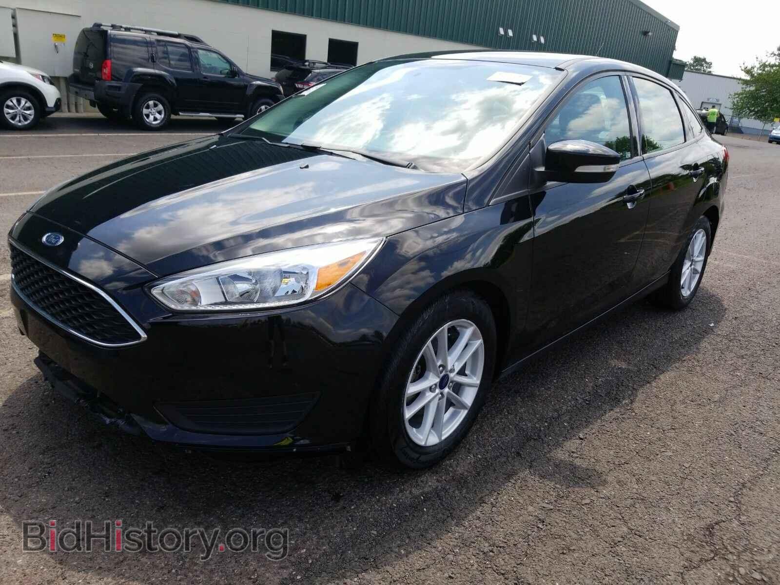 Photo 1FADP3F21HL311721 - Ford Focus 2017