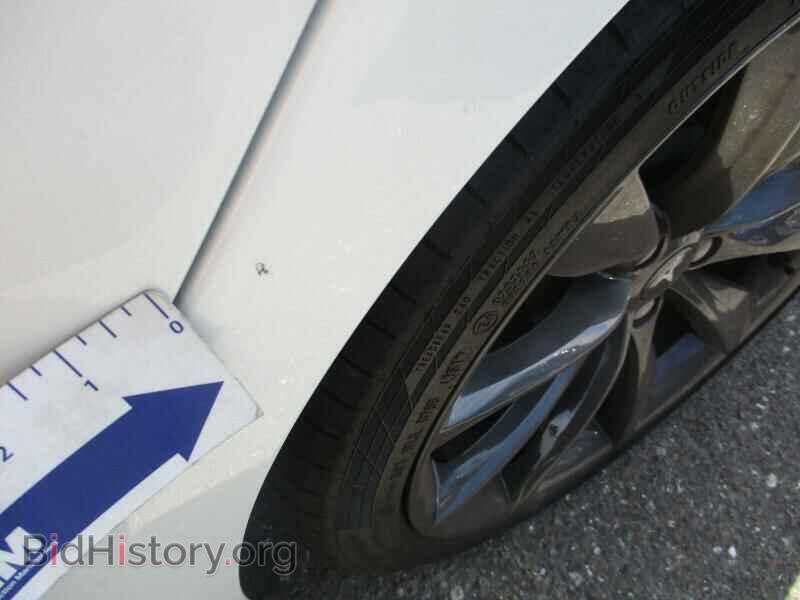 2015 Tesla Model S - VIN: 5YJSA1E40FF118924 - Фото 10