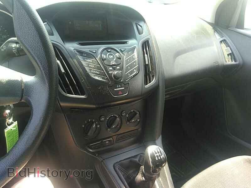 2013 Ford Focus - VIN: 1FADP3E29DL182459 - Photo 4