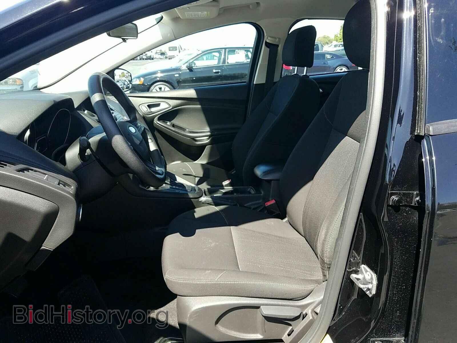 2016 Ford Focus - VIN: 1FADP3F21GL291338 - Фото 3