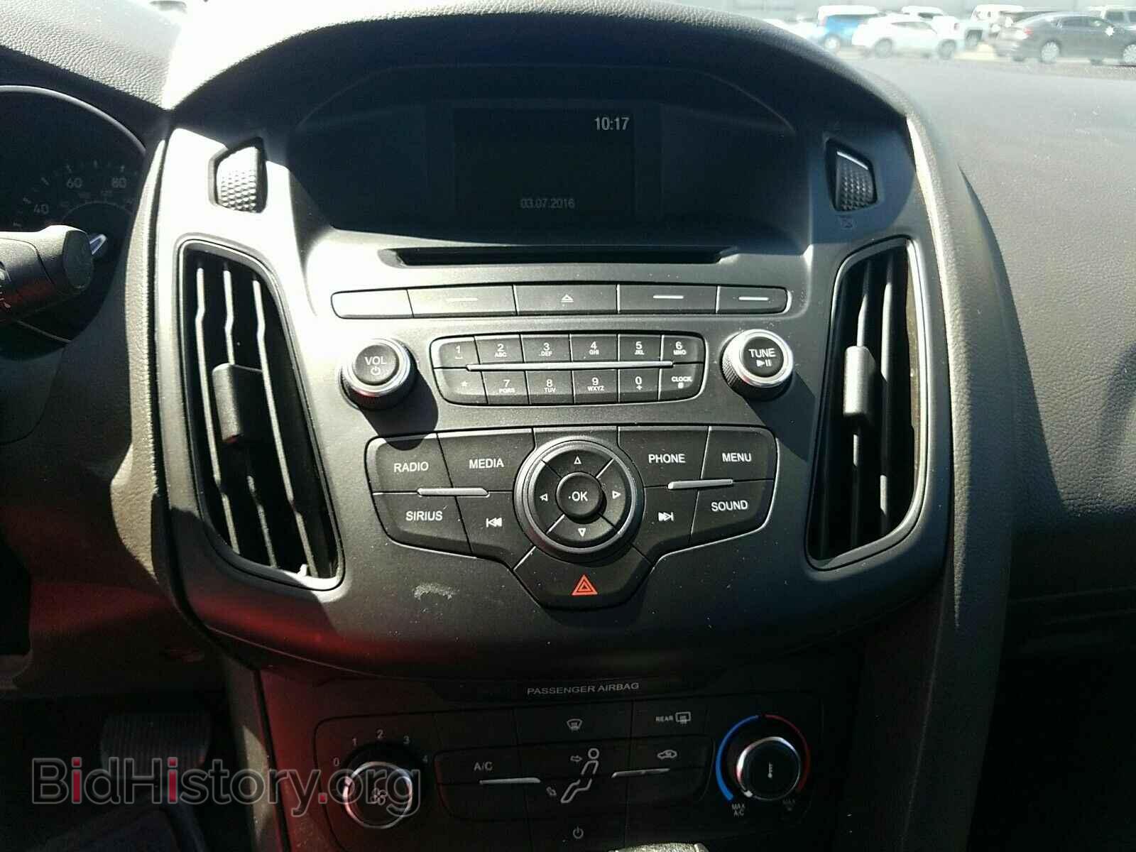 2016 Ford Focus - VIN: 1FADP3F21GL291338 - Фото 4