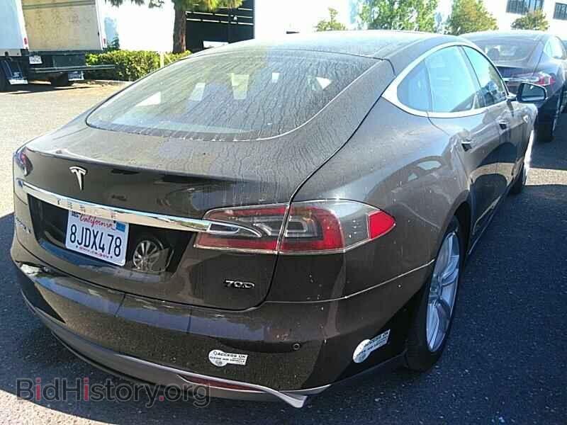 2015 Tesla Model S - VIN: 5YJSA1E22FF117983 - Photo 2