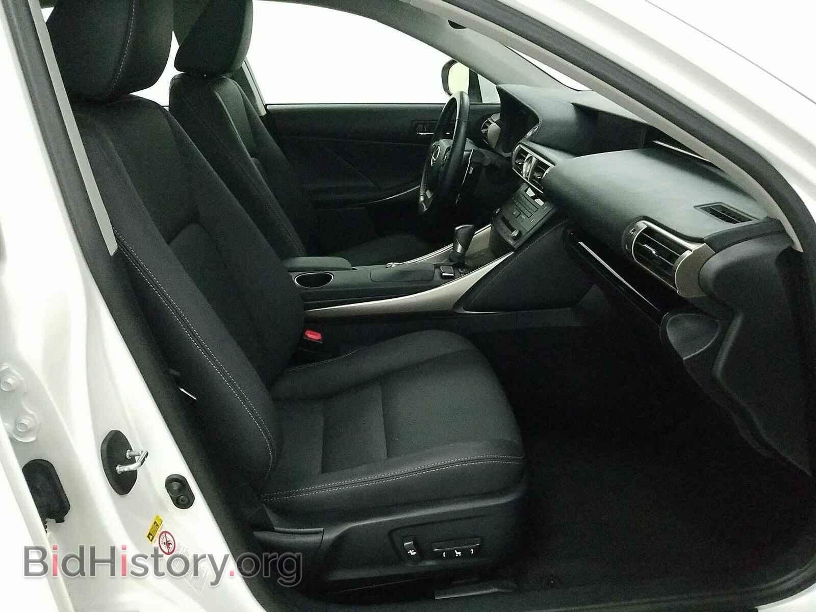 2016 Lexus IS 200t - VIN: JTHBA1D24G5026474 - Фото 8