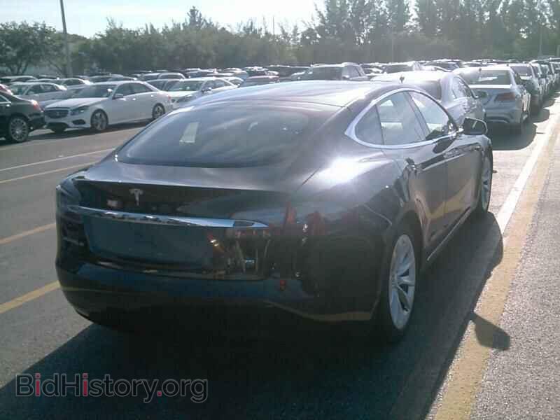 2017 Tesla Model S - VIN: 5YJSA1E15HF215500 - Фото 2