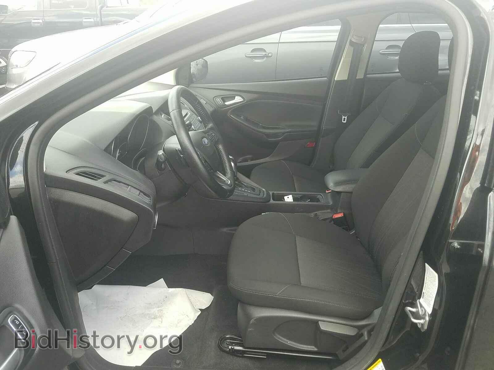 2015 Ford Focus - VIN: 1FADP3F21FL261786 - Фото 3