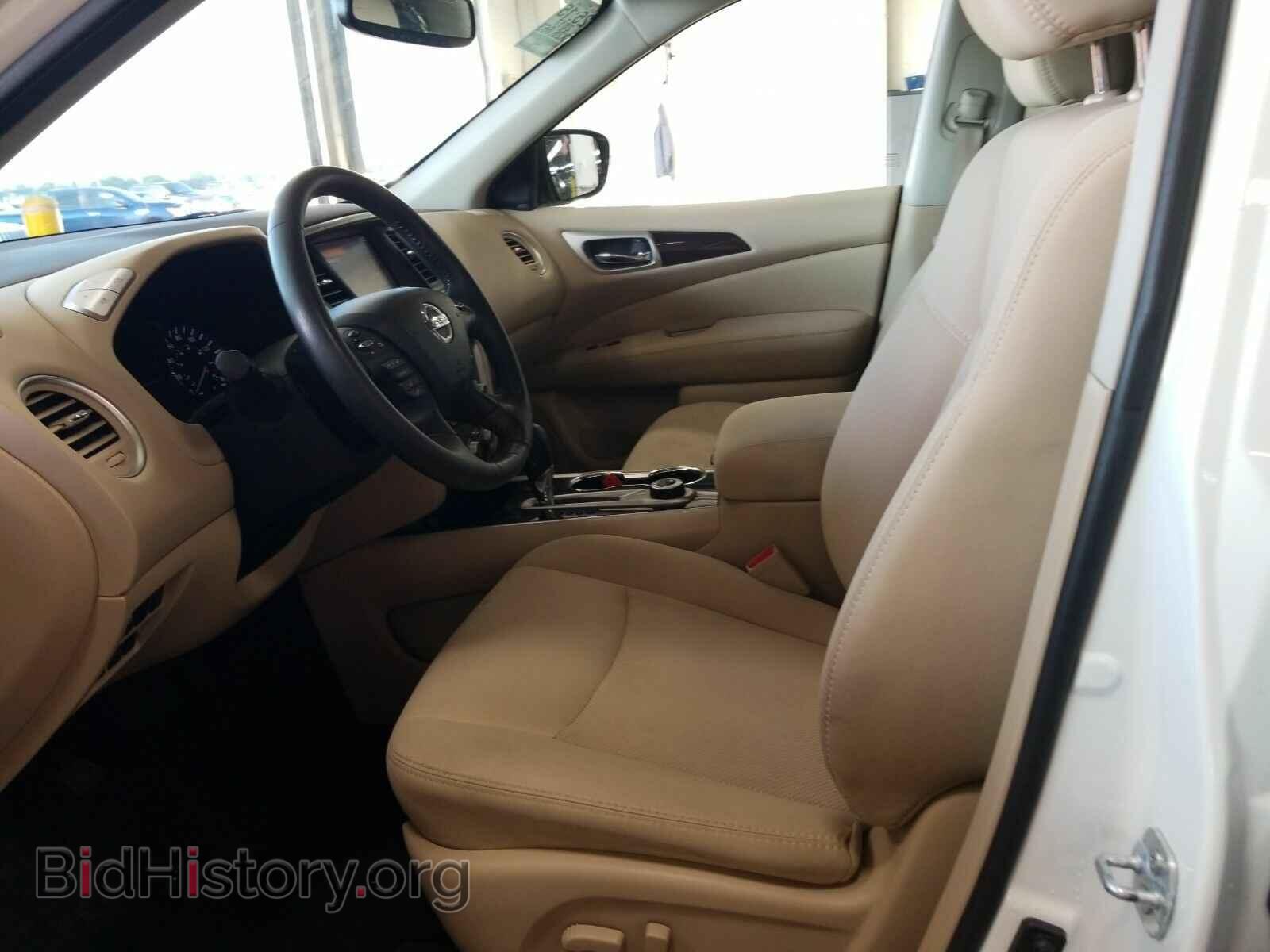 2017 Nissan Pathfinder - VIN: 5N1DR2MMXHC652811 - Фото 3