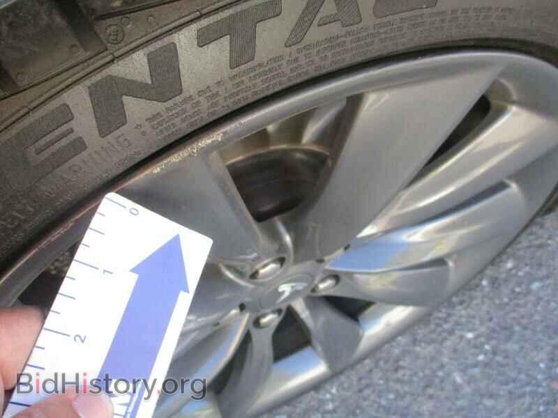 2013 Tesla Model S - VIN: 5YJSA1DP2DFP11709 - Photo 11