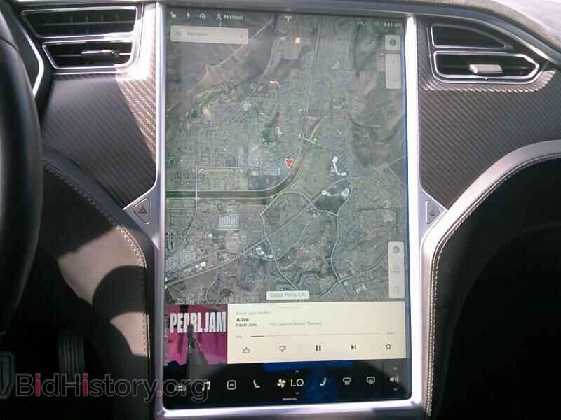 2015 Tesla Model S - VIN: 5YJSA1E14FF121301 - Фото 4