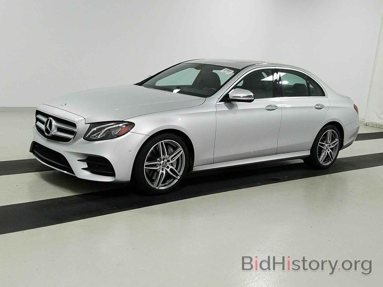 Photo WDDZF4JB6HA058820 - Mercedes-Benz E-Class 2017