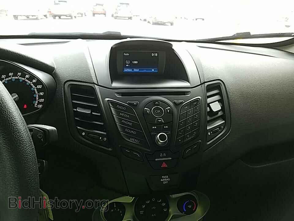 2018 Ford Fiesta - VIN: 3FADP4EJ2JM112910 - Фото 4