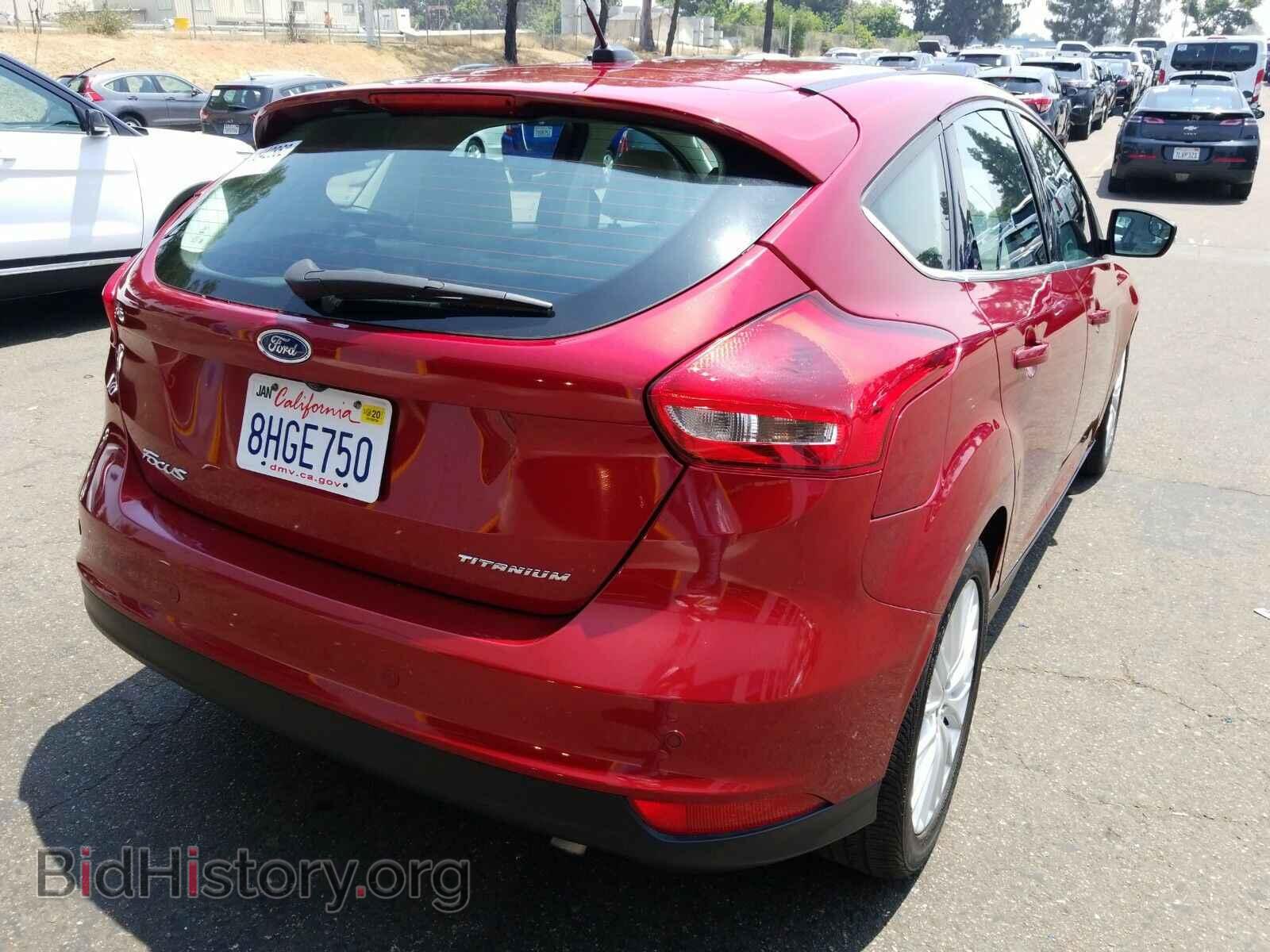 2017 Ford Focus - VIN: 1FADP3N21HL279757 - Photo 2