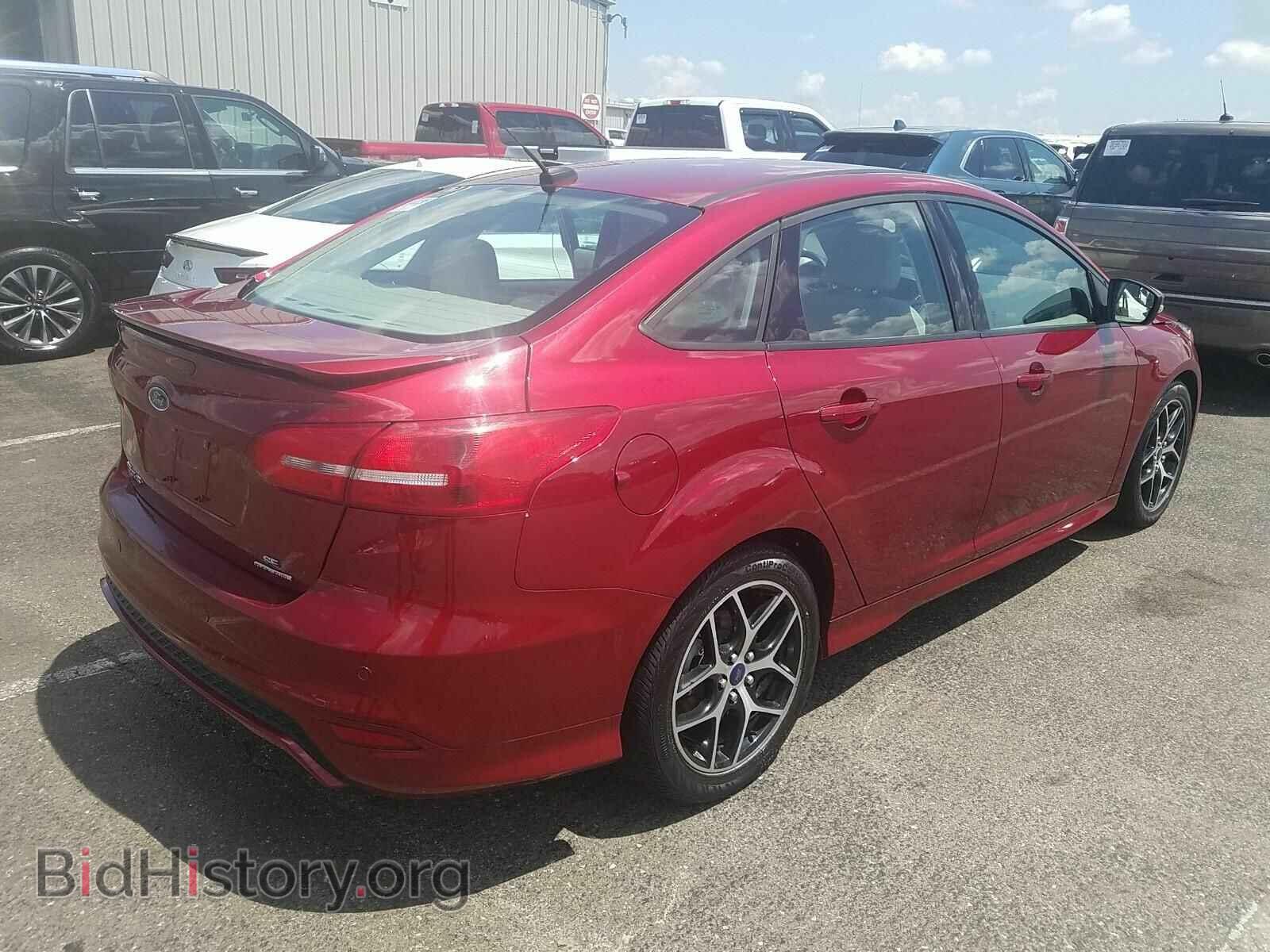 2016 Ford Focus - VIN: 1FADP3F29GL249631 - Photo 2