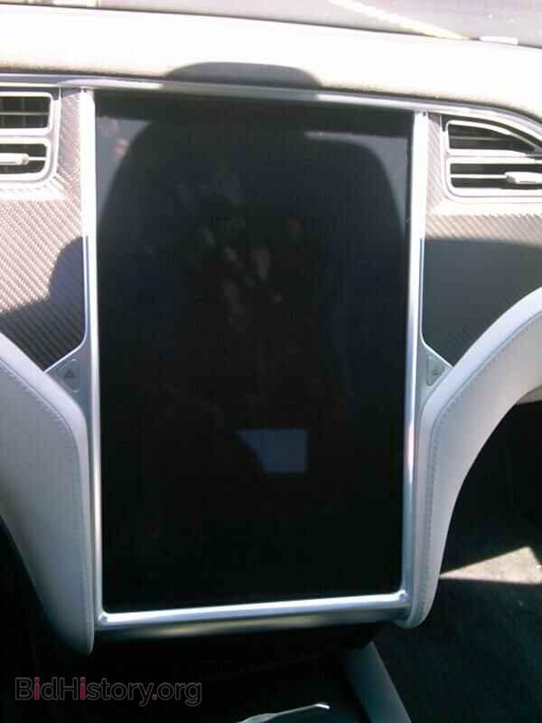 2016 Tesla Model S - VIN: 5YJSA1E22GF141847 - Фото 4