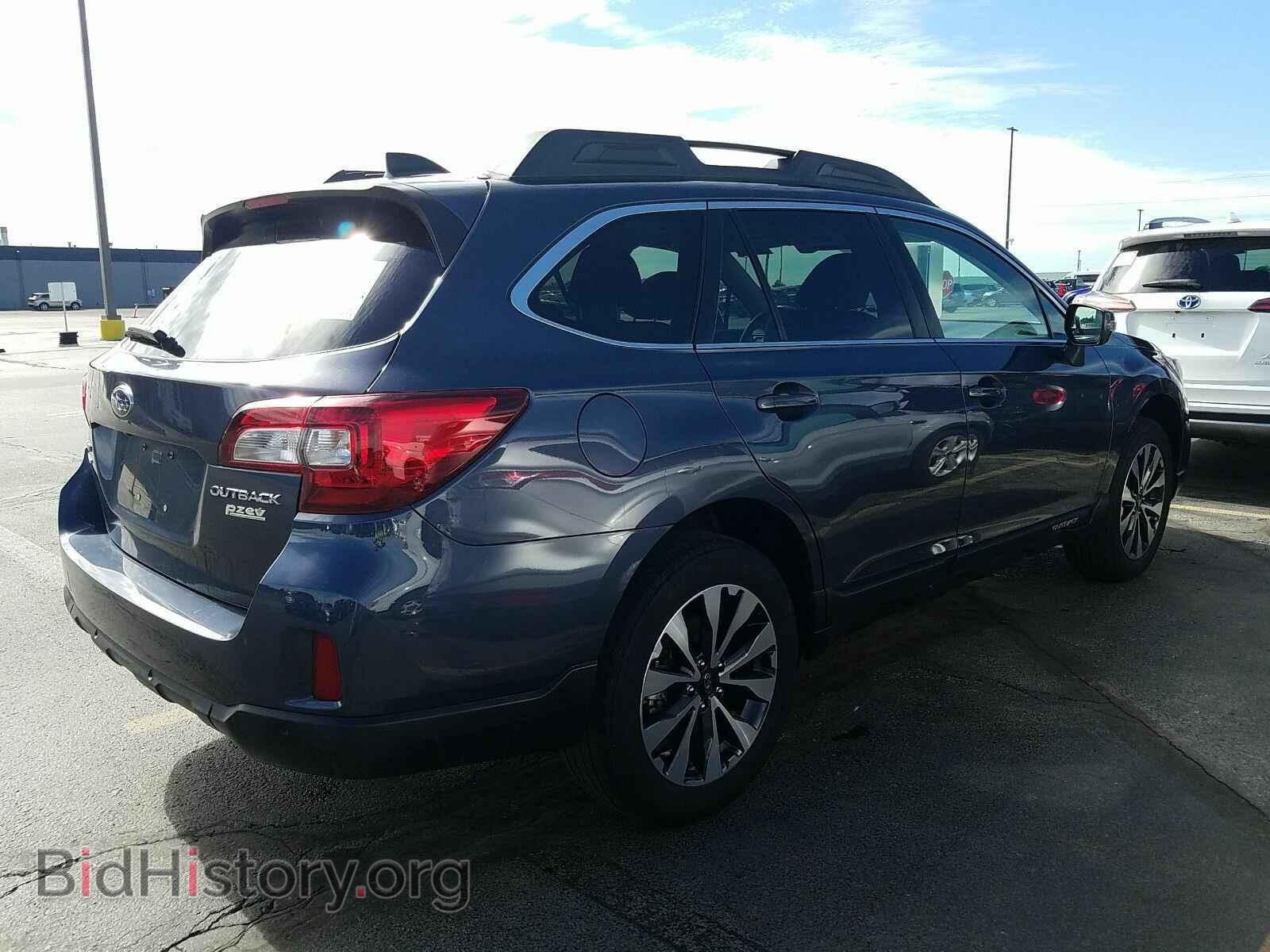 2017 Subaru Outback - VIN: 4S4BSANCXH3301747 - Фото 2