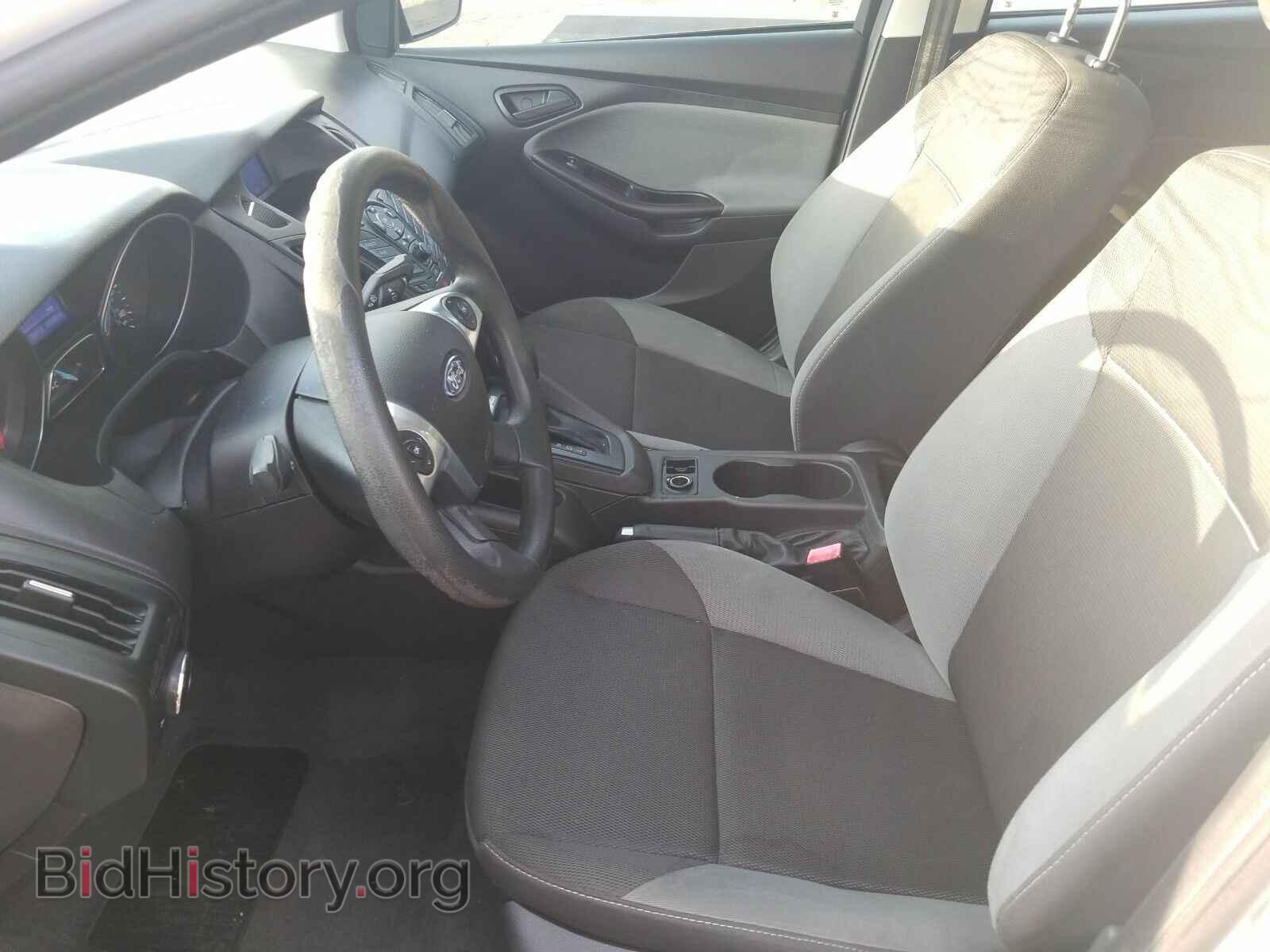 2013 Ford Focus - VIN: 1FADP3E29DL163572 - Фото 3