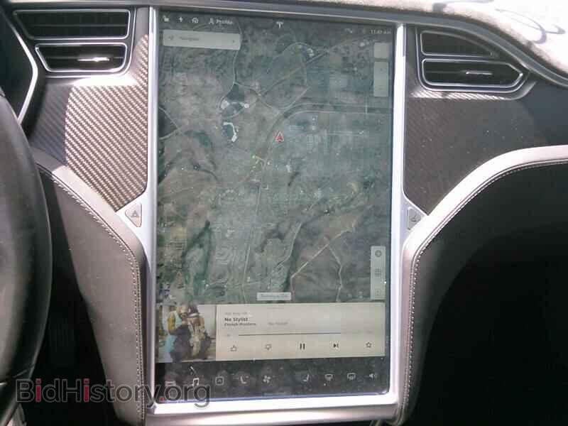 2015 Tesla Model S - VIN: 5YJSA1E14FF115613 - Фото 4