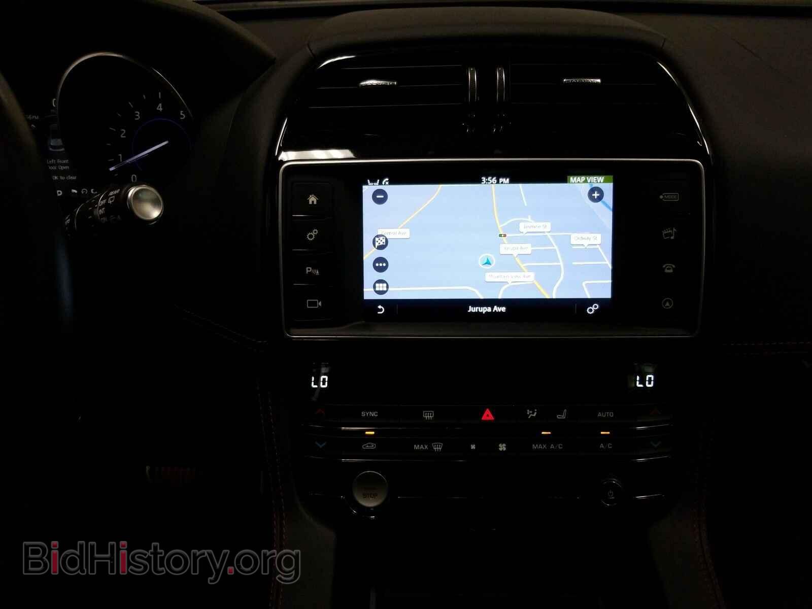 2017 Jaguar F-PACE - VIN: SADCM2BV3HA065103 - Photo 11