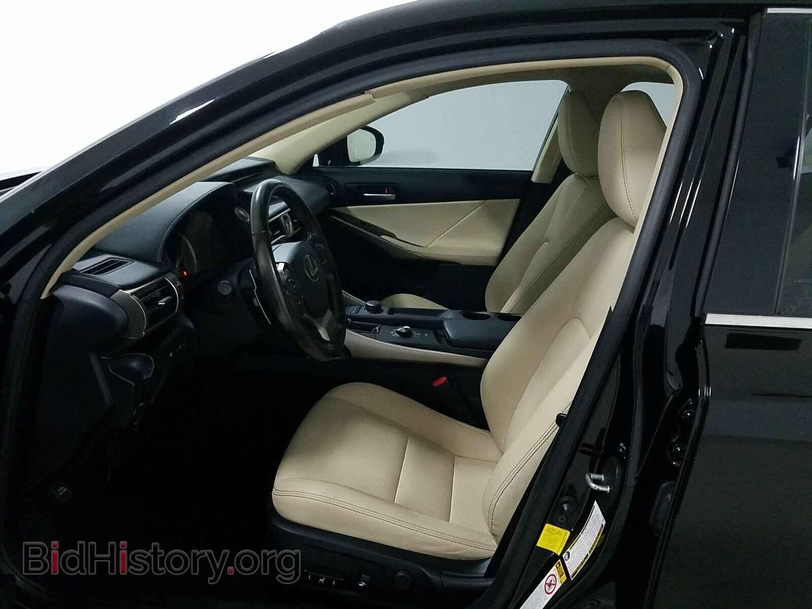 2016 Lexus IS 200t - VIN: JTHBA1D2XG5026317 - Фото 7