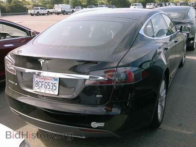 2014 Tesla Model S - VIN: 5YJSA1S15EFP61701 - Фото 2