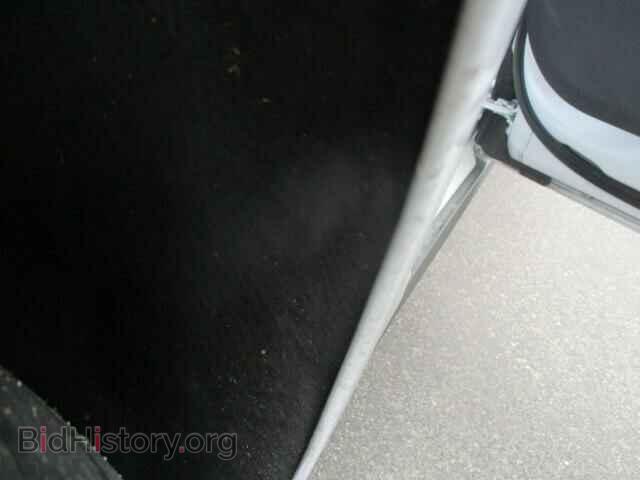 2015 Tesla Model S - VIN: 5YJSA1E42FF120061 - Фото 10