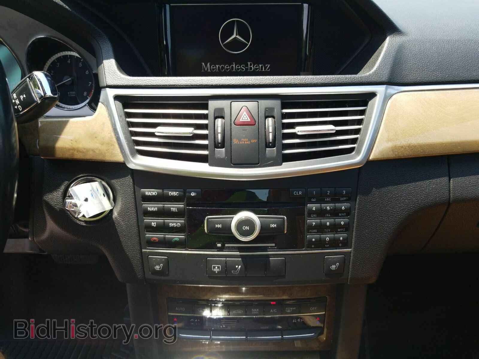 2011 Mercedes-Benz E-Class - VIN: WDDHF8HB1BA355591 - Фото 4