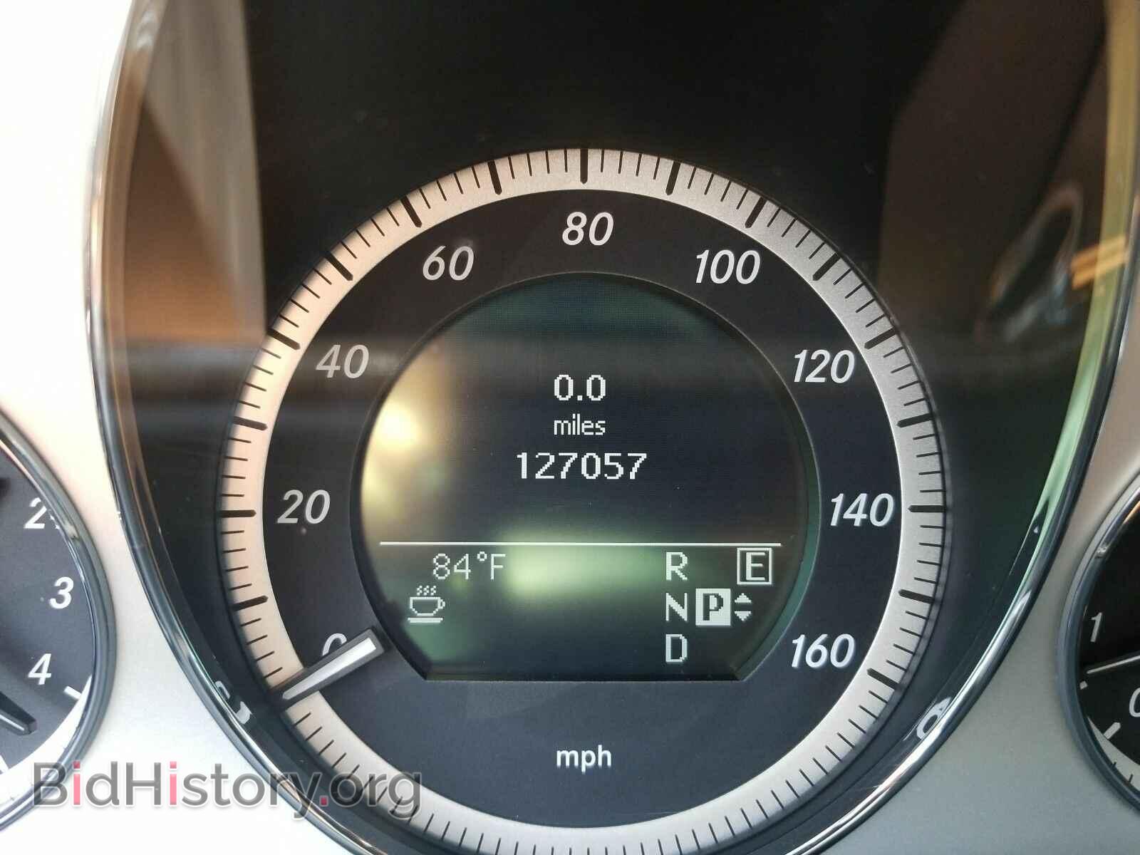 2011 Mercedes-Benz E-Class - VIN: WDDHF8HB1BA355591 - Фото 5