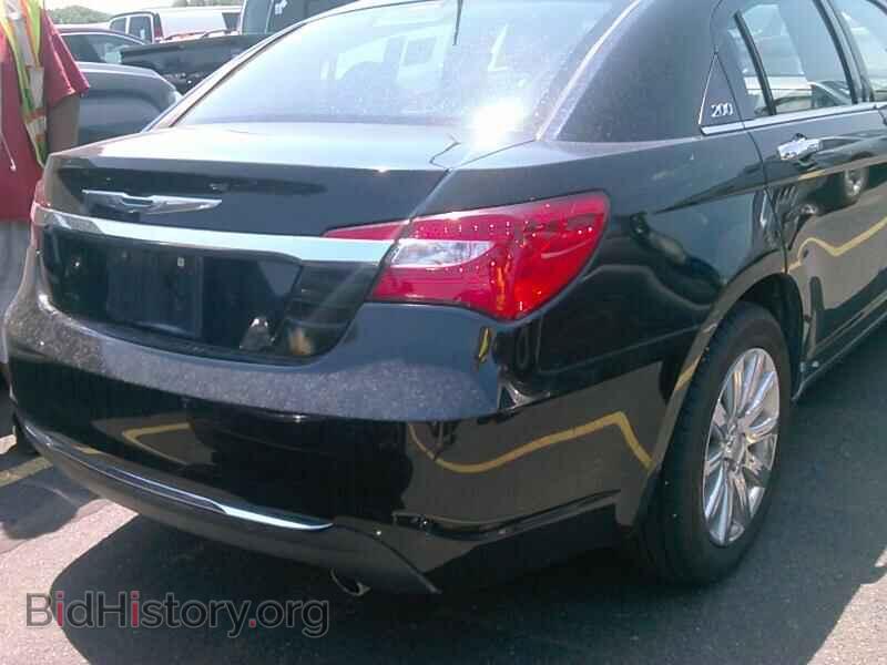 2013 Chrysler 200 - VIN: 1C3CCBCG9DN684763 - Фото 2