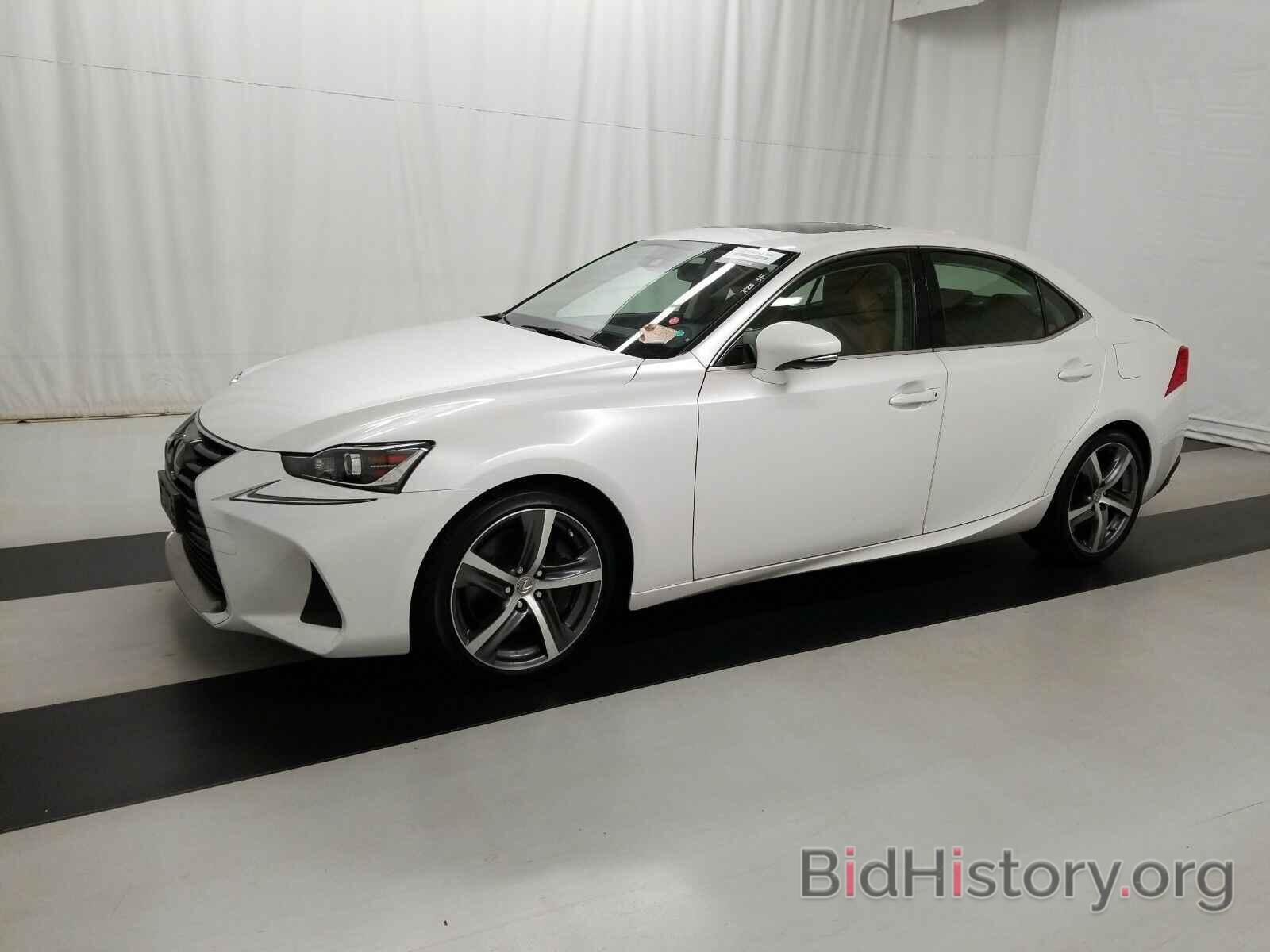 Photo JTHCM1D28H5016754 - Lexus IS 2017