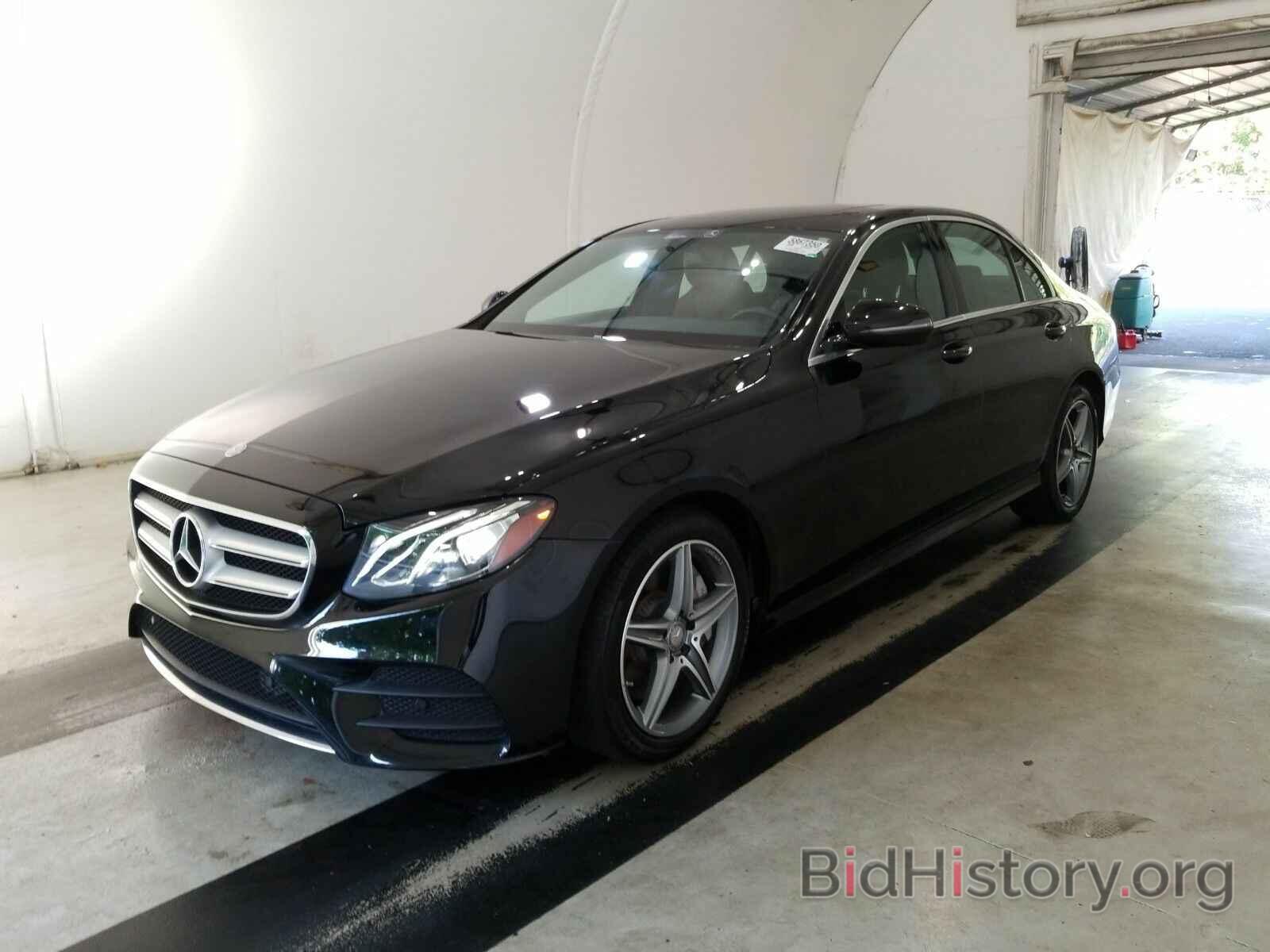 Photo WDDZF4JB9HA164808 - Mercedes-Benz E-Class 2017