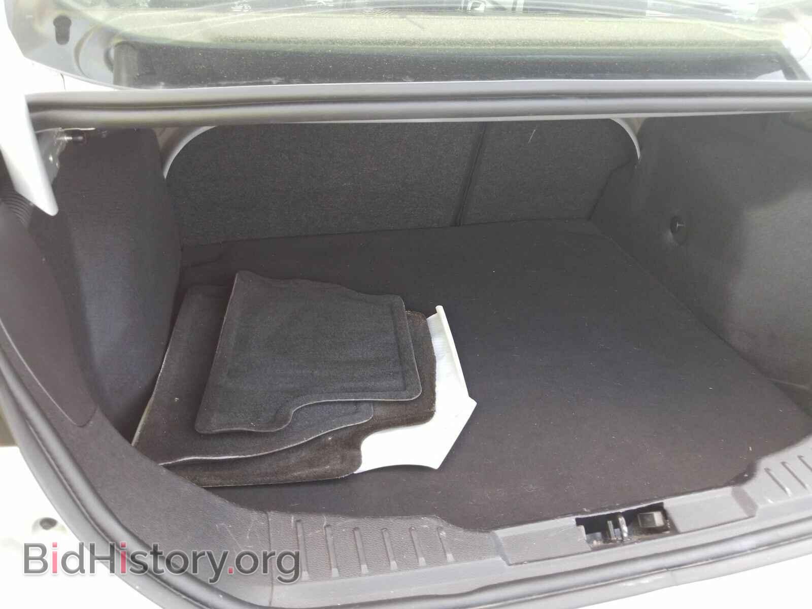 2016 Ford Focus - VIN: 1FADP3F20GL211219 - Photo 7