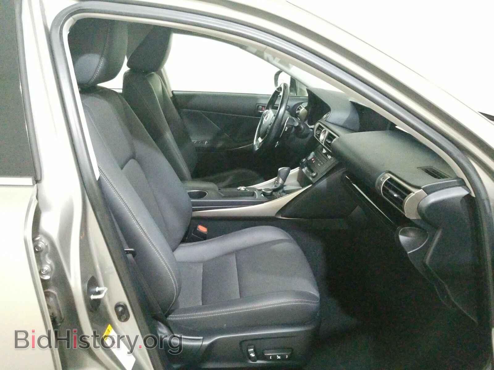 2016 Lexus IS 200t - VIN: JTHBA1D26G5008803 - Фото 8