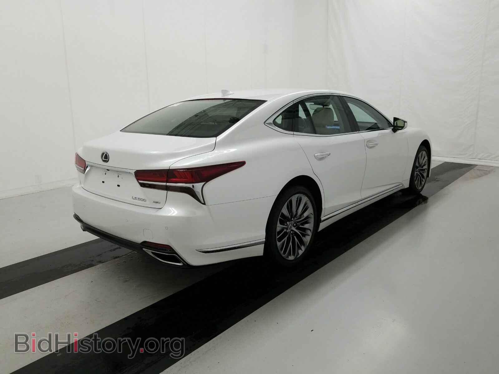 2018 Lexus LS - VIN: JTHC51FF4J5001333 - Фото 4