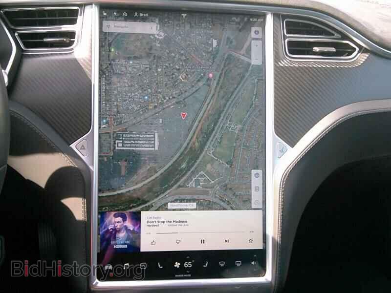 2016 Tesla Model S - VIN: 5YJSA1E20GF141572 - Photo 4