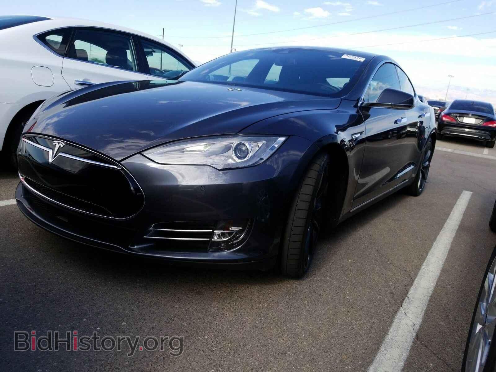 Фотография 5YJSA1E24FF102580 - Tesla Model S 2015