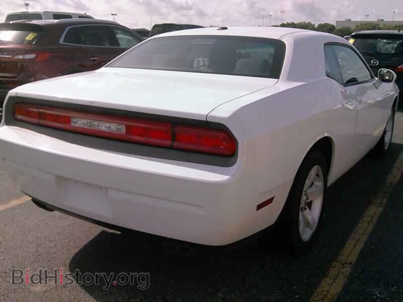 2013 Dodge Challenger - VIN: 2C3CDYAGXDH695654 - Фото 2