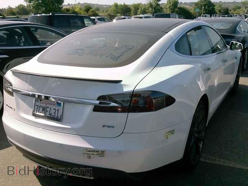 2013 Tesla Model S - VIN: 5YJSA1DP2DFP20426 - Photo 2
