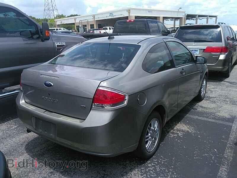 2008 Ford Focus - VIN: 1FAHP33N78W289514 - Photo 2