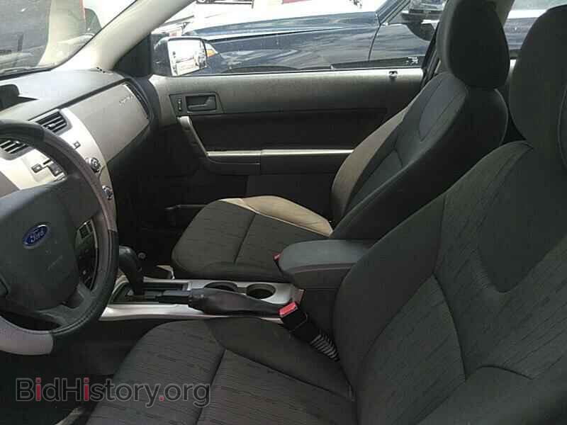 2008 Ford Focus - VIN: 1FAHP33N78W289514 - Photo 3