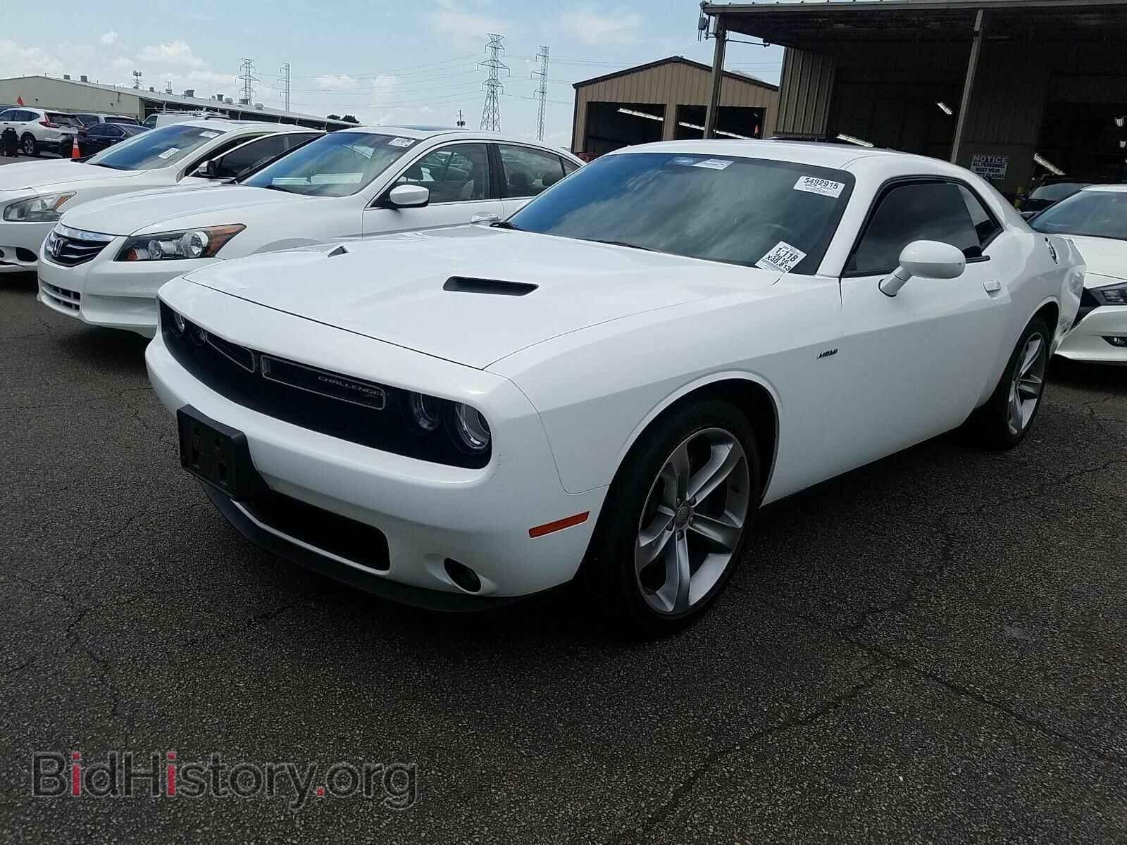 Photo 2C3CDZBT2GH108272 - Dodge Challenger 2016