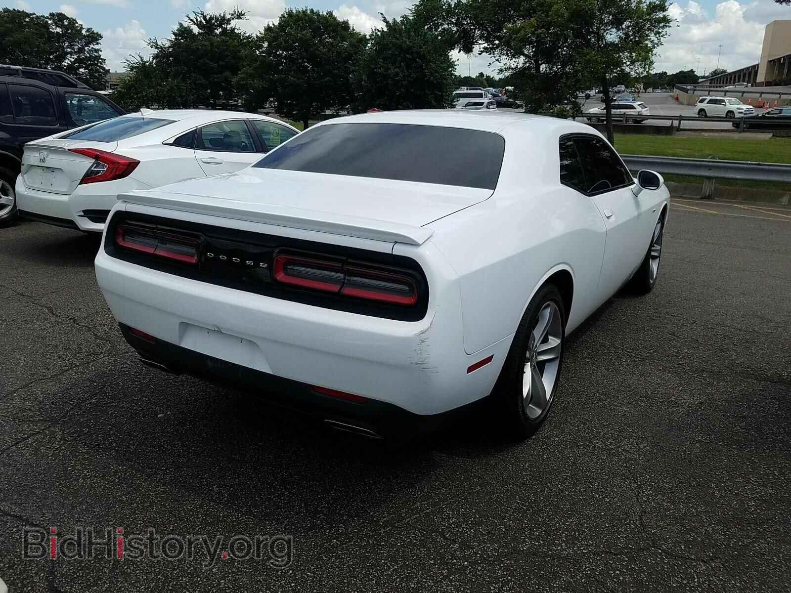 2016 Dodge Challenger - VIN: 2C3CDZBT2GH108272 - Фото 2