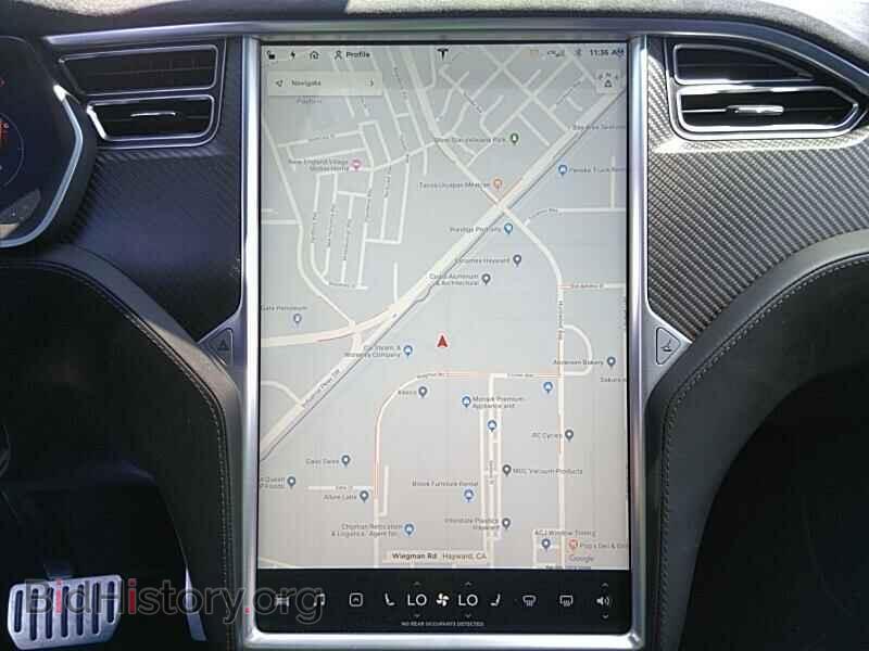 2016 Tesla Model X - VIN: 5YJXCBE41GFS00474 - Фото 4