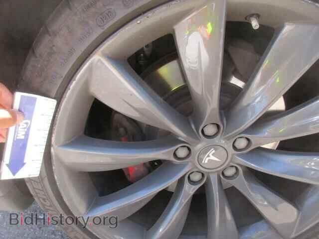 2015 Tesla Model S - VIN: 5YJSA1E4XFF109180 - Фото 11