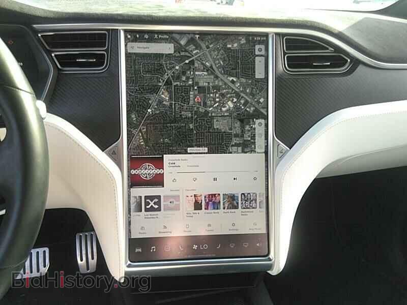 2016 Tesla Model X - VIN: 5YJXCAE43GF003123 - Фото 4