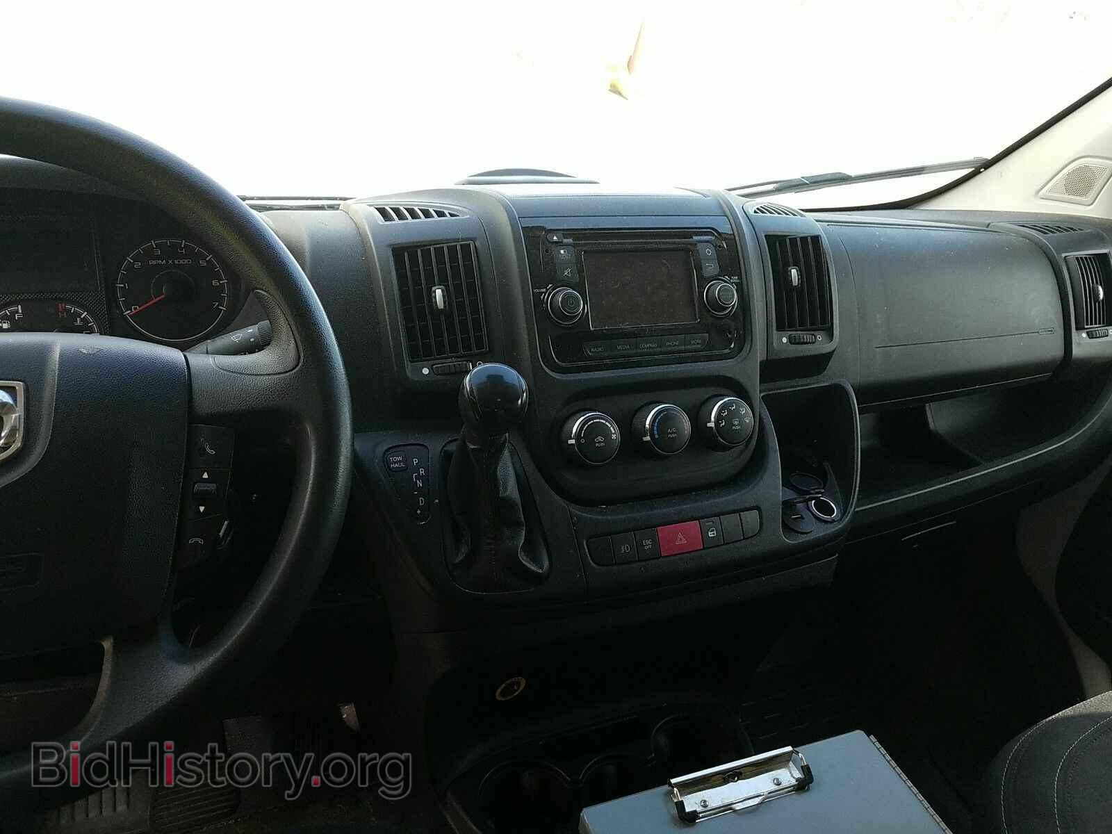 2014 Ram ProMaster Cargo Van - VIN: 3C6TRVAGXEE108420 - Фото 4