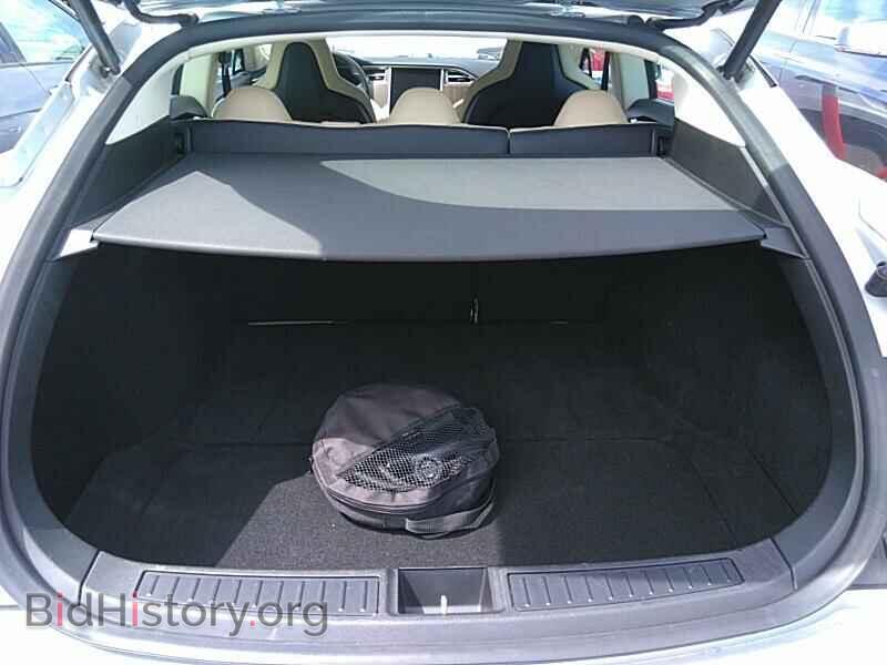 2013 Tesla Model S - VIN: 5YJSA1DN9DFP27145 - Фото 7