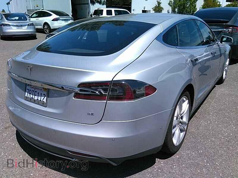 2015 Tesla Model S - VIN: 5YJSA1E11FF121322 - Фото 2