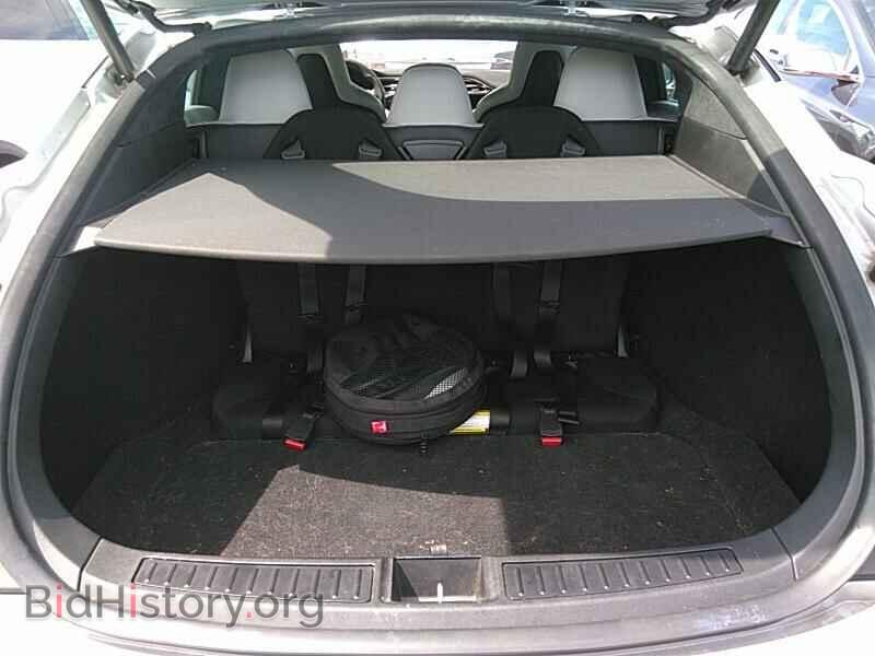 2016 Tesla Model S - VIN: 5YJSA1E10GF150103 - Фото 7